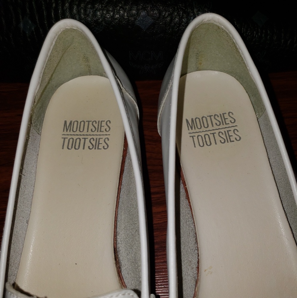 Mootsie Tootsie White Leather Loafers US10 - Picture 7 of 8